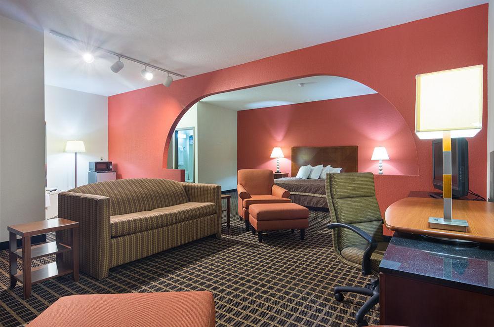 Quality Inn Commerce At I-85 Εξωτερικό φωτογραφία