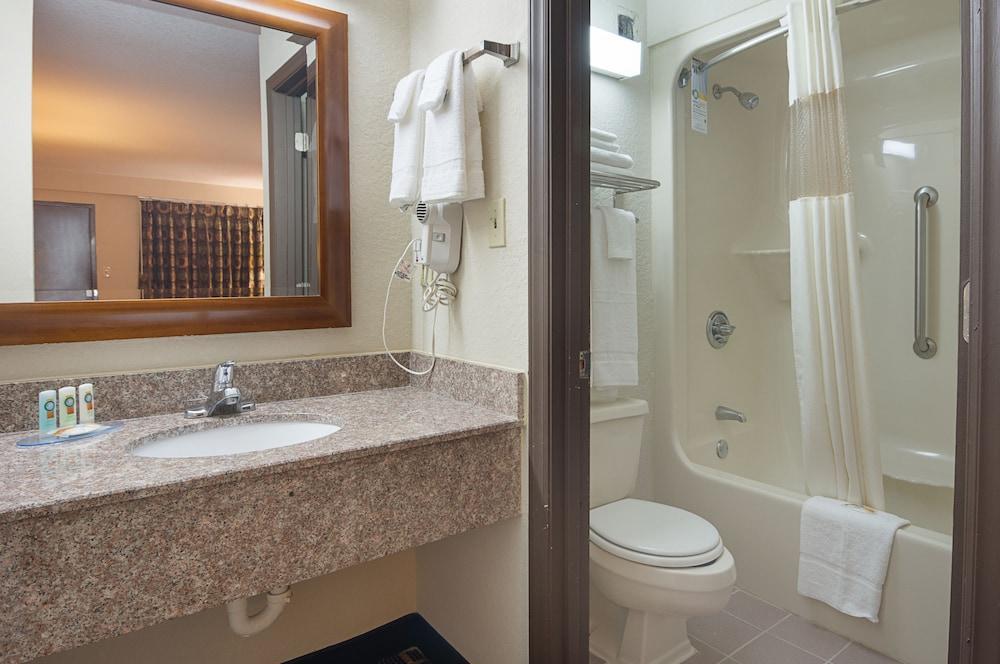 Quality Inn Commerce At I-85 Εξωτερικό φωτογραφία