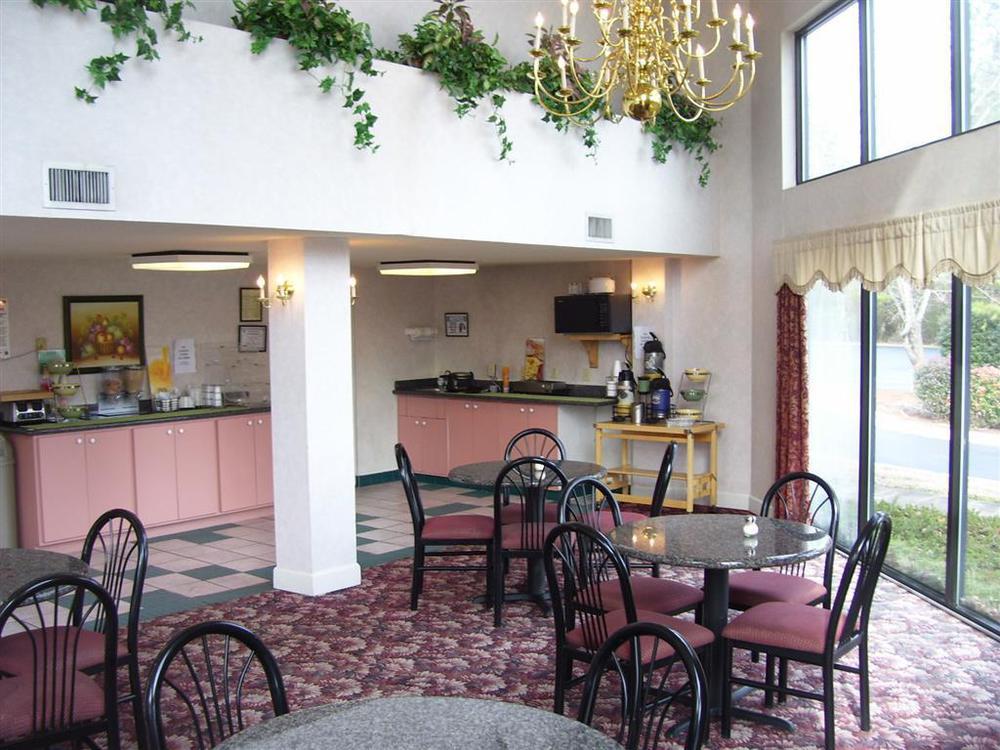 Quality Inn Commerce At I-85 Εστιατόριο φωτογραφία