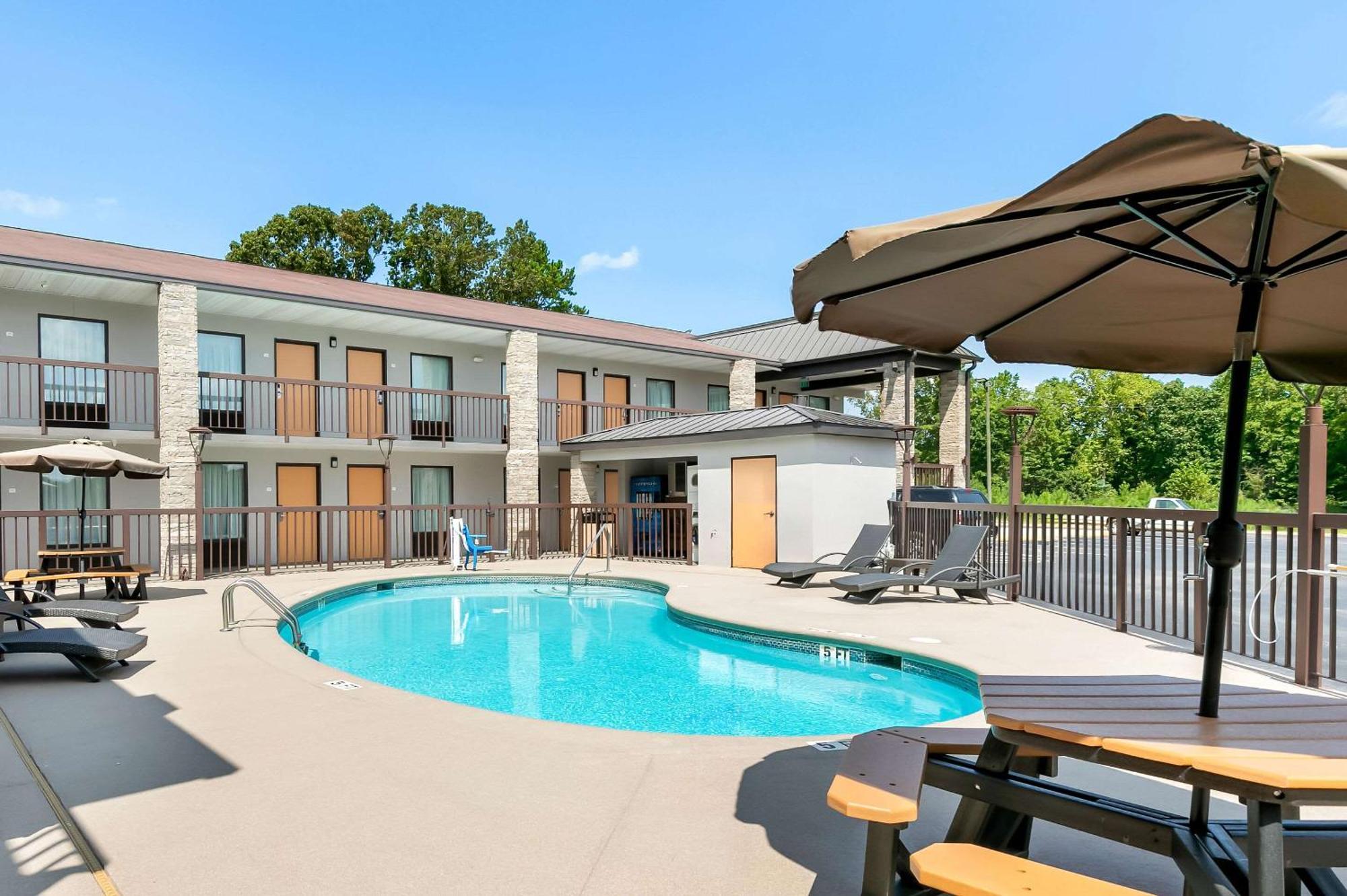 Quality Inn Commerce At I-85 Εξωτερικό φωτογραφία